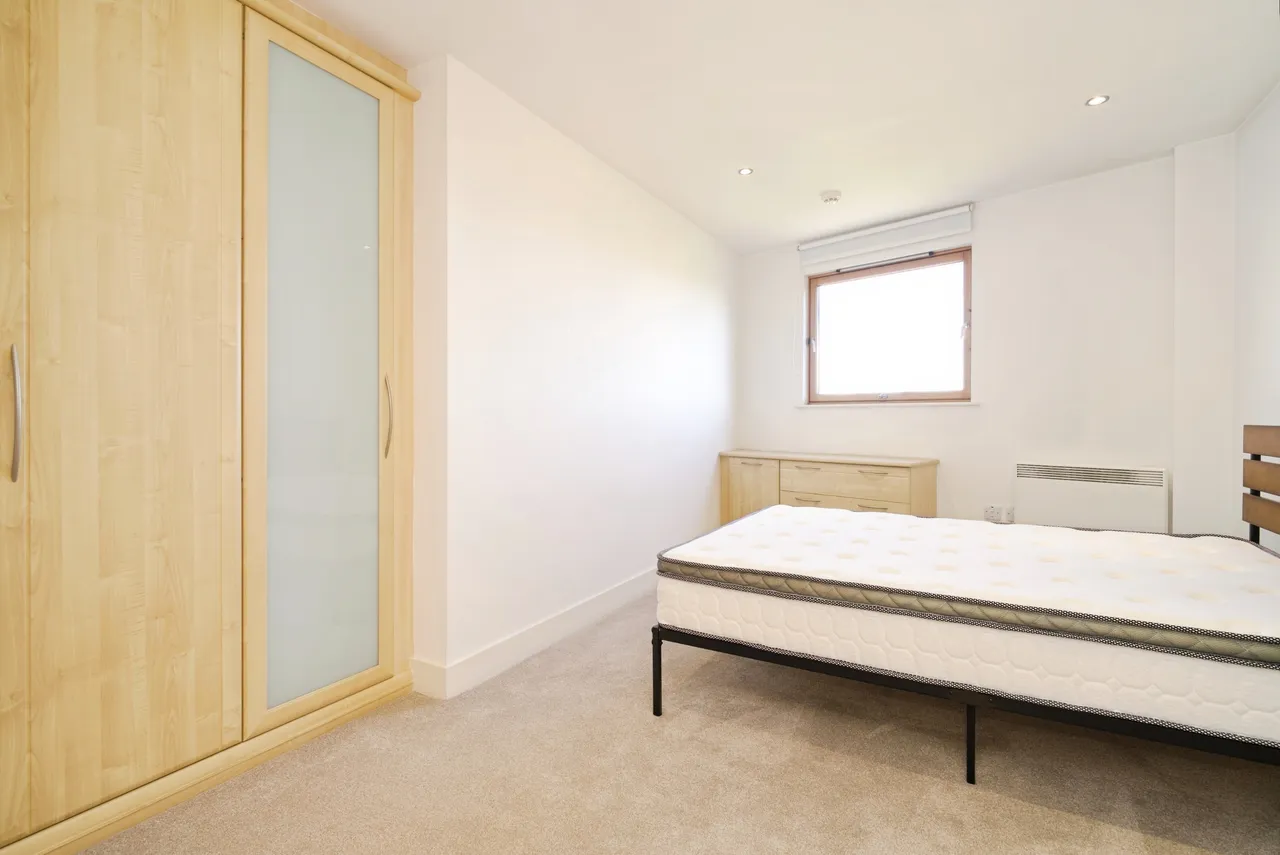 Armouries Way, Leeds, LS10, photo 8