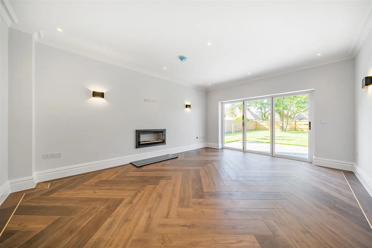 Brook Avenue, Warsash, photo 2