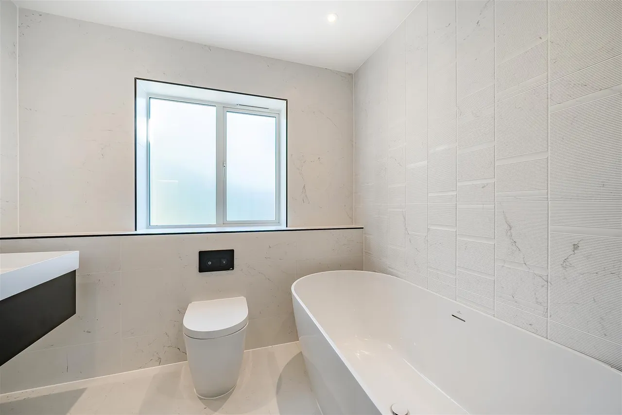 Brook Avenue, Warsash, photo 14