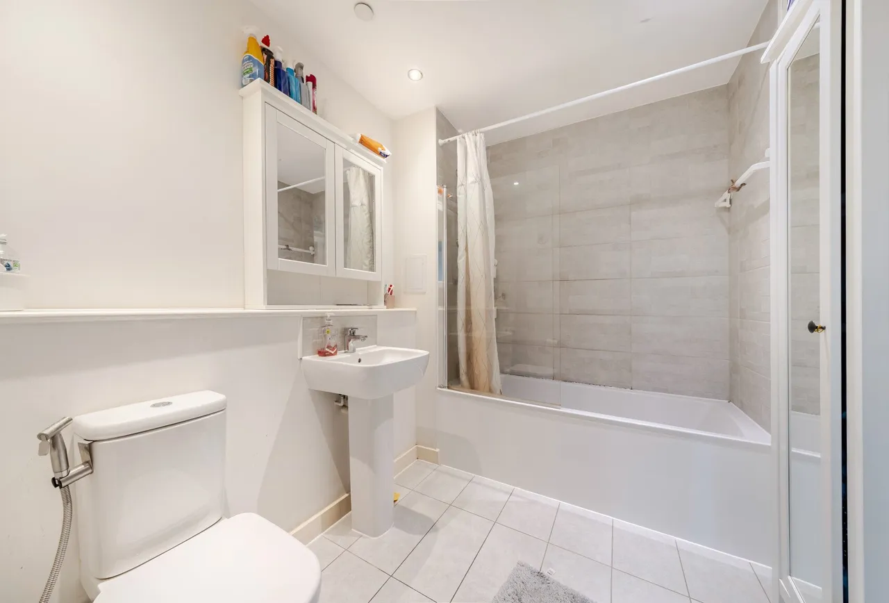 Westmoreland Road, London, NW9 9DR, photo 7