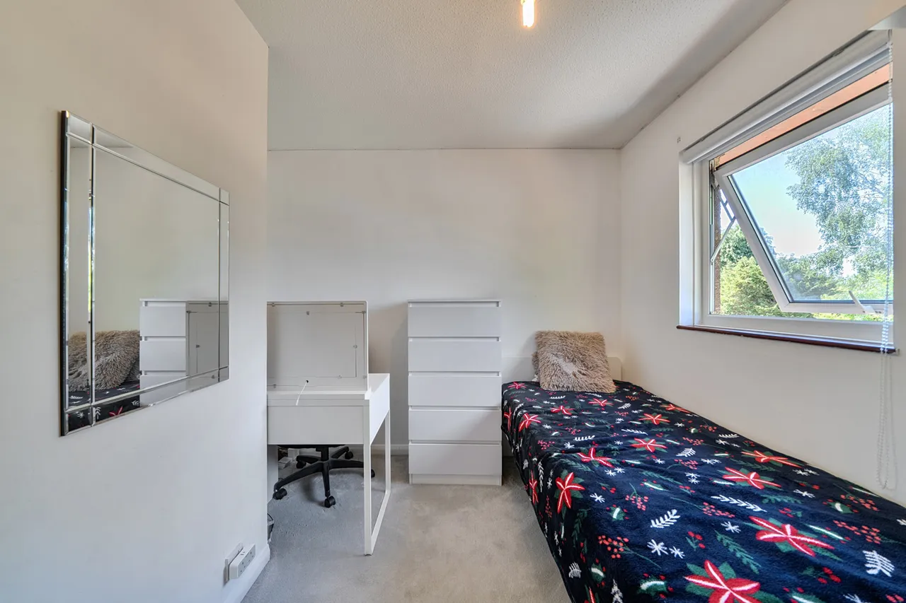 Peerless Drive, Harefield, UB9, photo 16