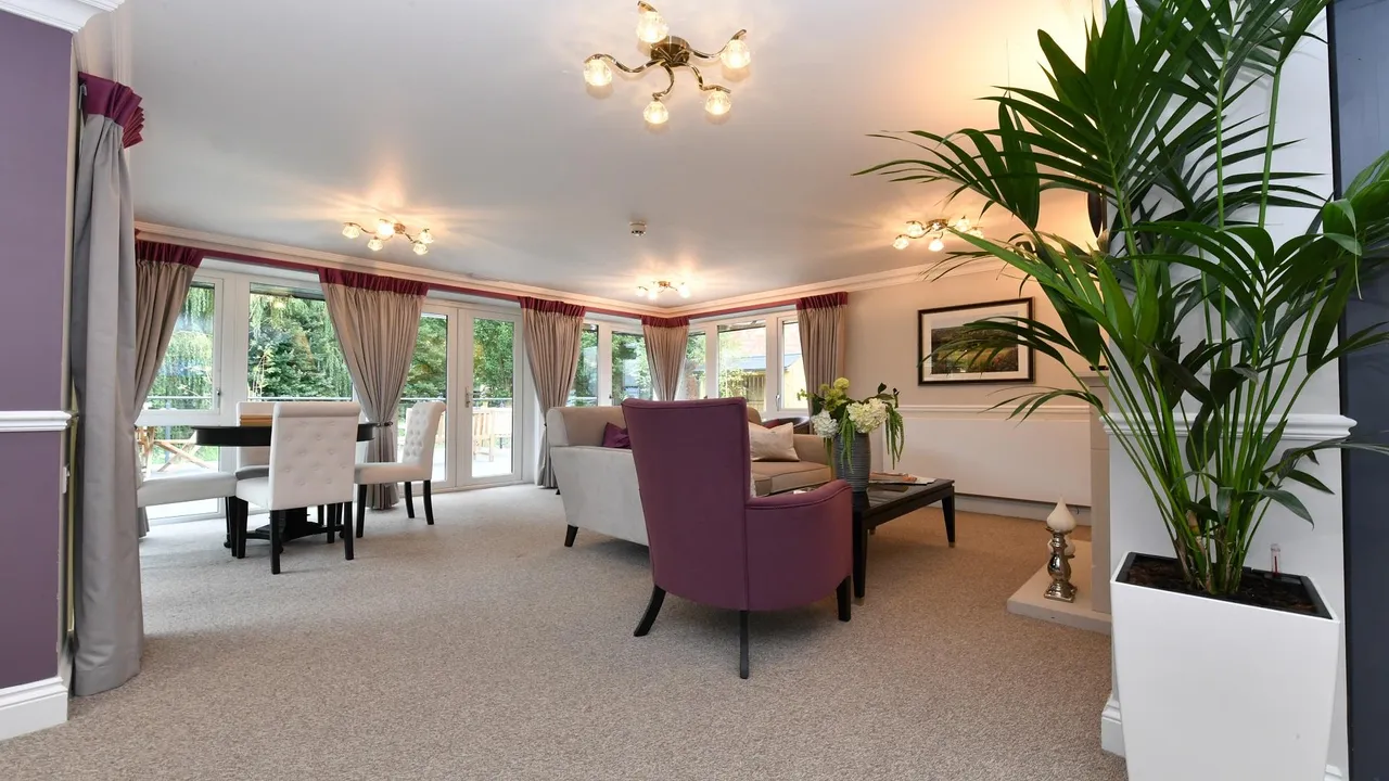 Gloucester Road, Malmesbury, SN16, photo 10