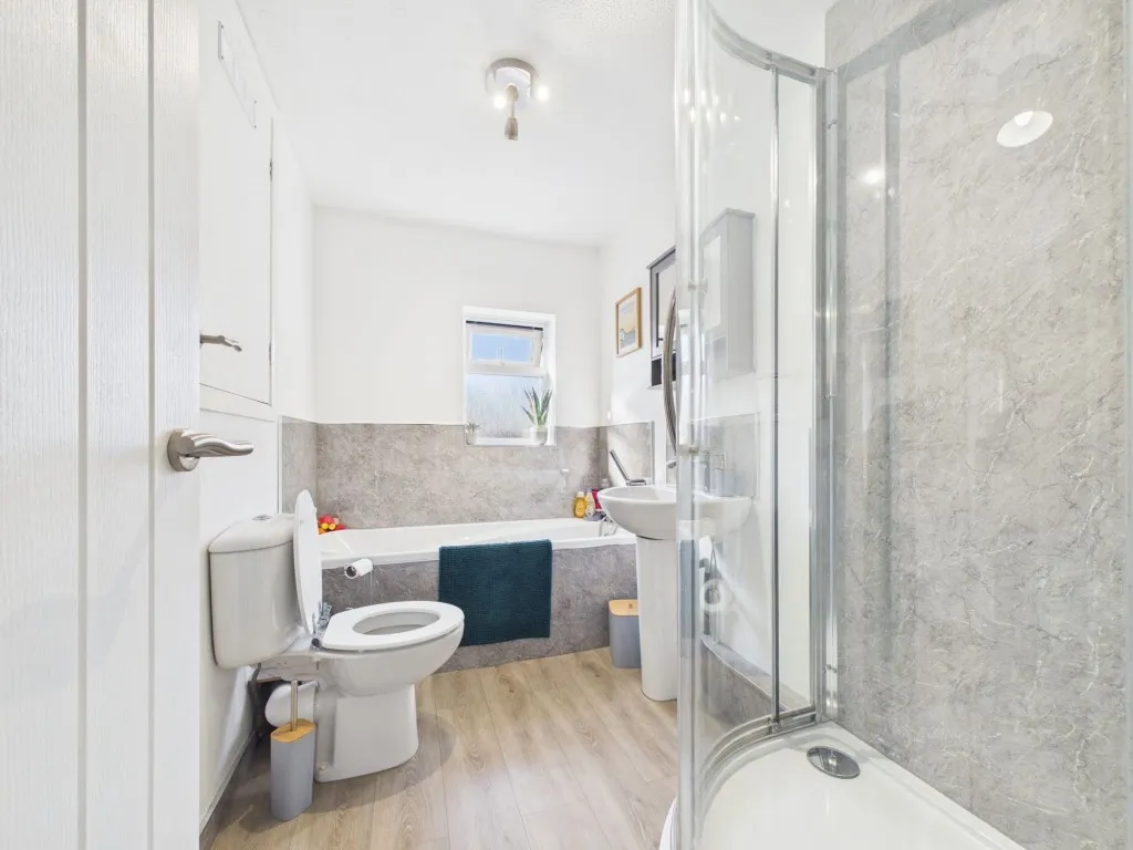 Cannock Way, Lower Earley, RG6, photo 4