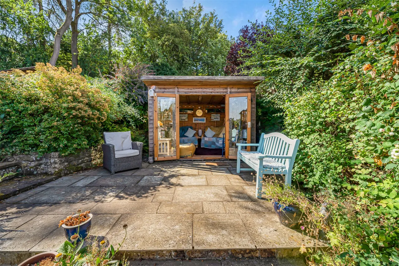 Church Hill, Warmington, OX17, photo 18