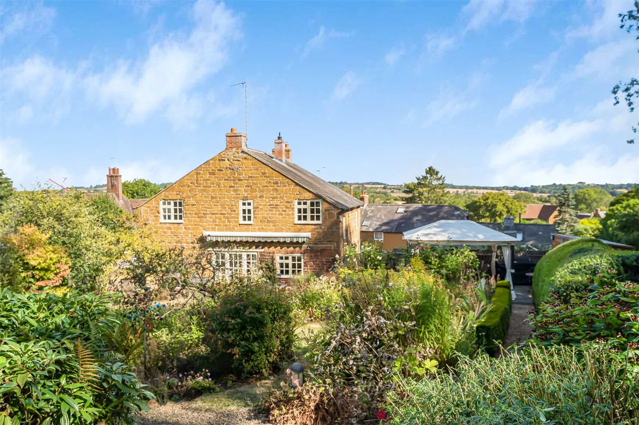 Church Hill, Warmington, OX17, photo 19