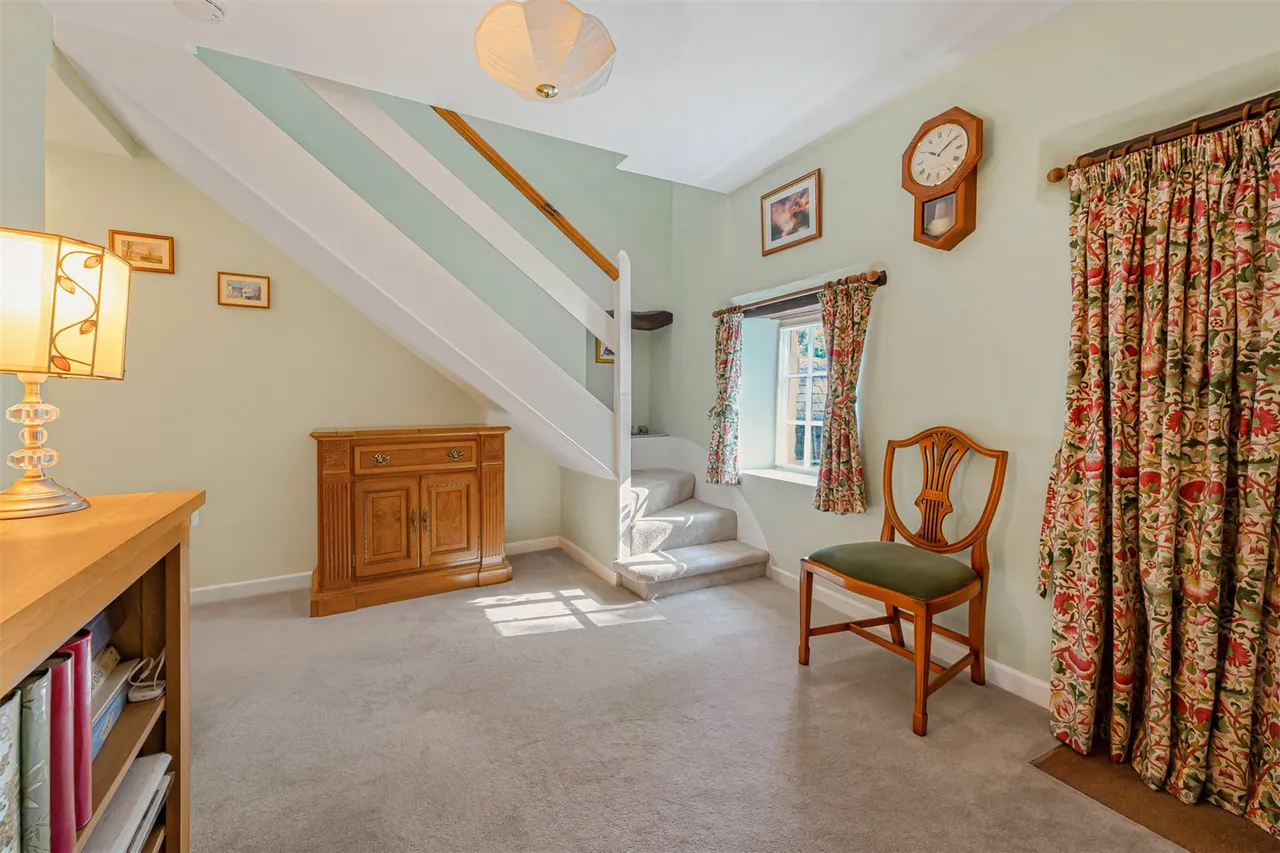 Church Hill, Warmington, OX17, photo 10