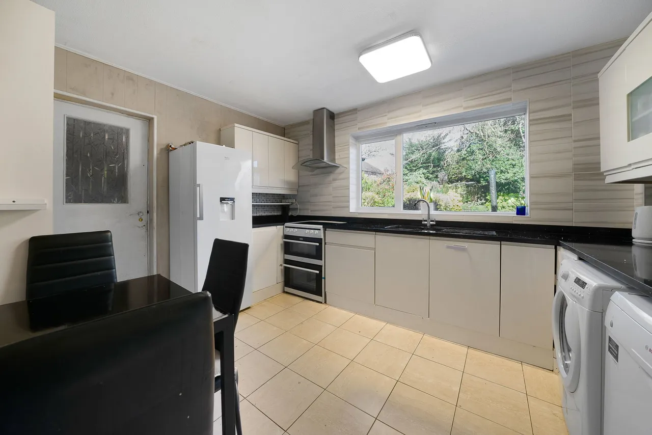 Peascroft Road, Leverstock Green, HP3, photo 8