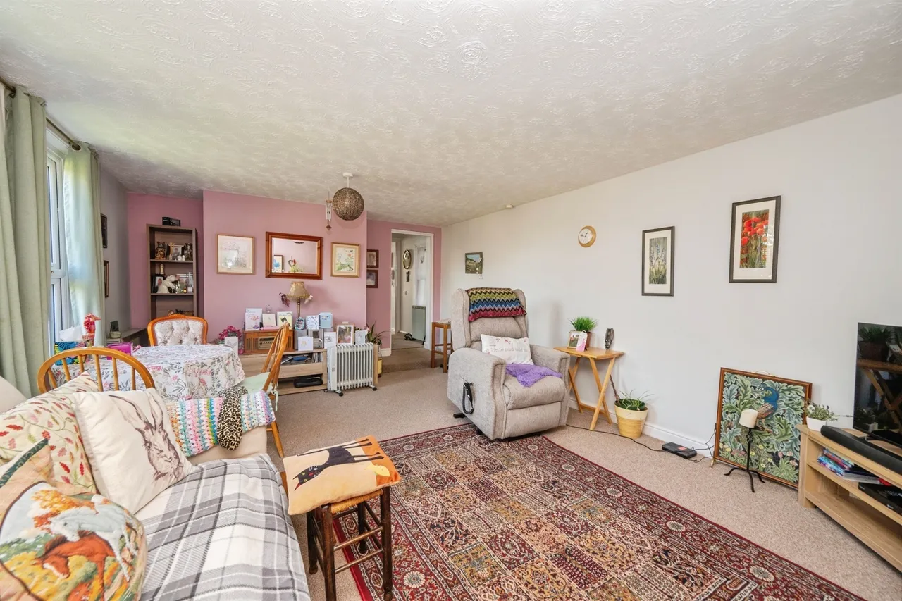 Maryvale Court, Lichfield, WS14, photo 4