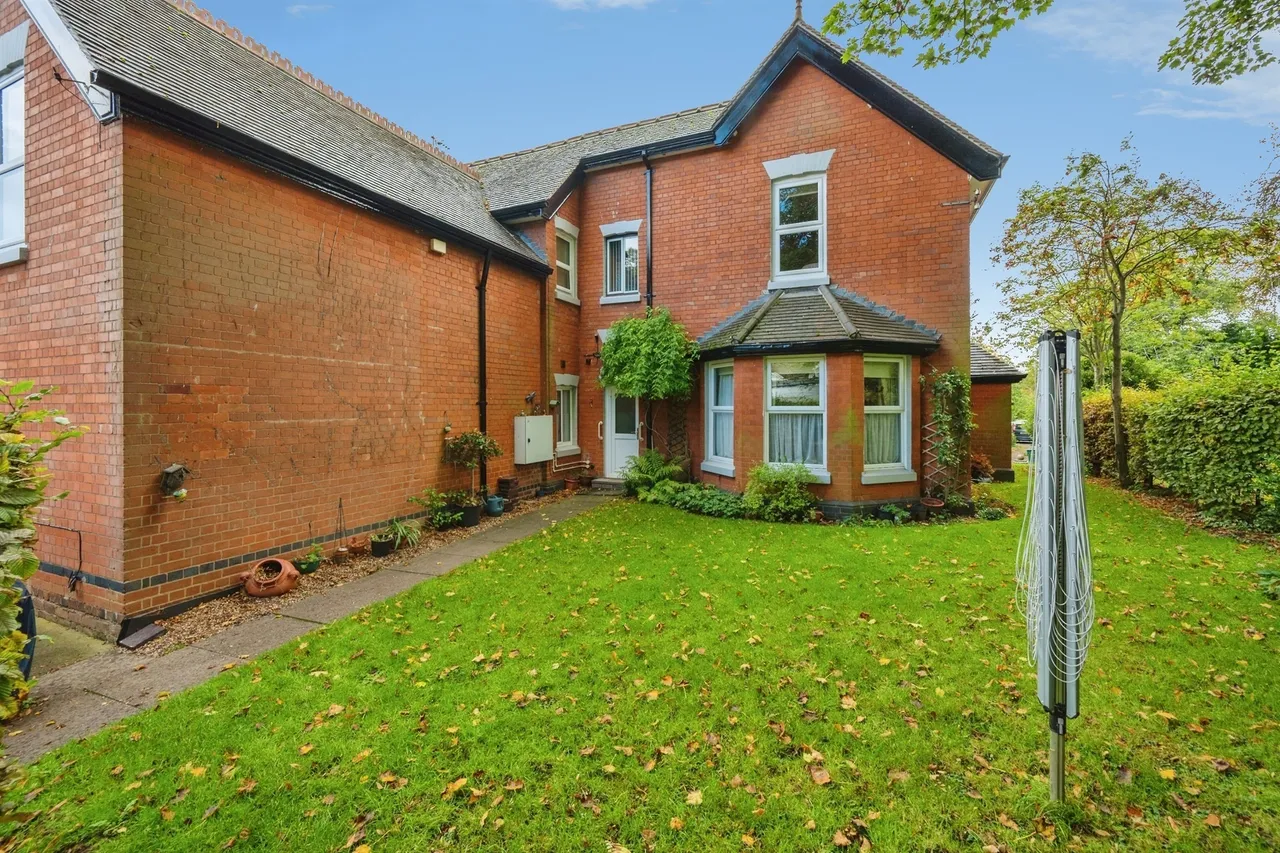 Maryvale Court, Lichfield, WS14, photo 12
