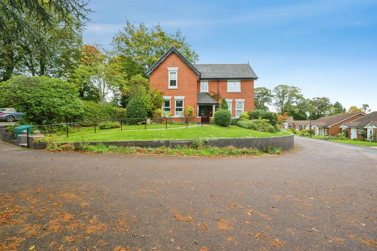 1 bed flat for sale, Maryvale Court, Lichfield, WS14