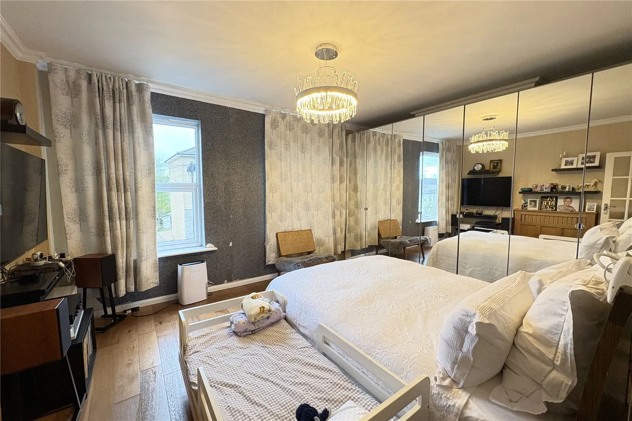 Cambridge Road, Aldershot, Hampshire, GU11 3JY, photo 9