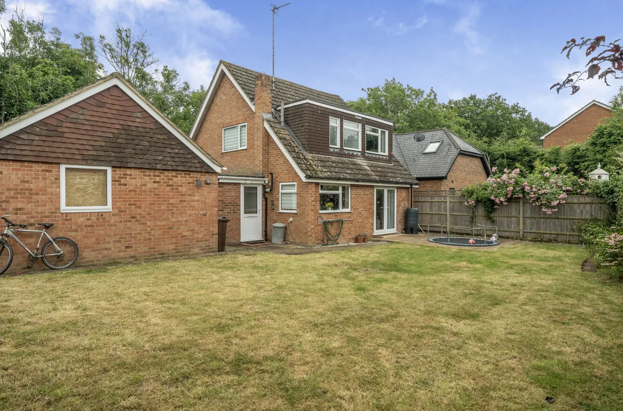 Bramshill Close, Arborfield, Reading, Berkshire, RG2 9NF, photo 11