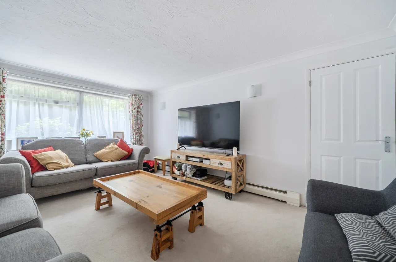 Bramshill Close, Arborfield, Reading, Berkshire, RG2 9NF, photo 4