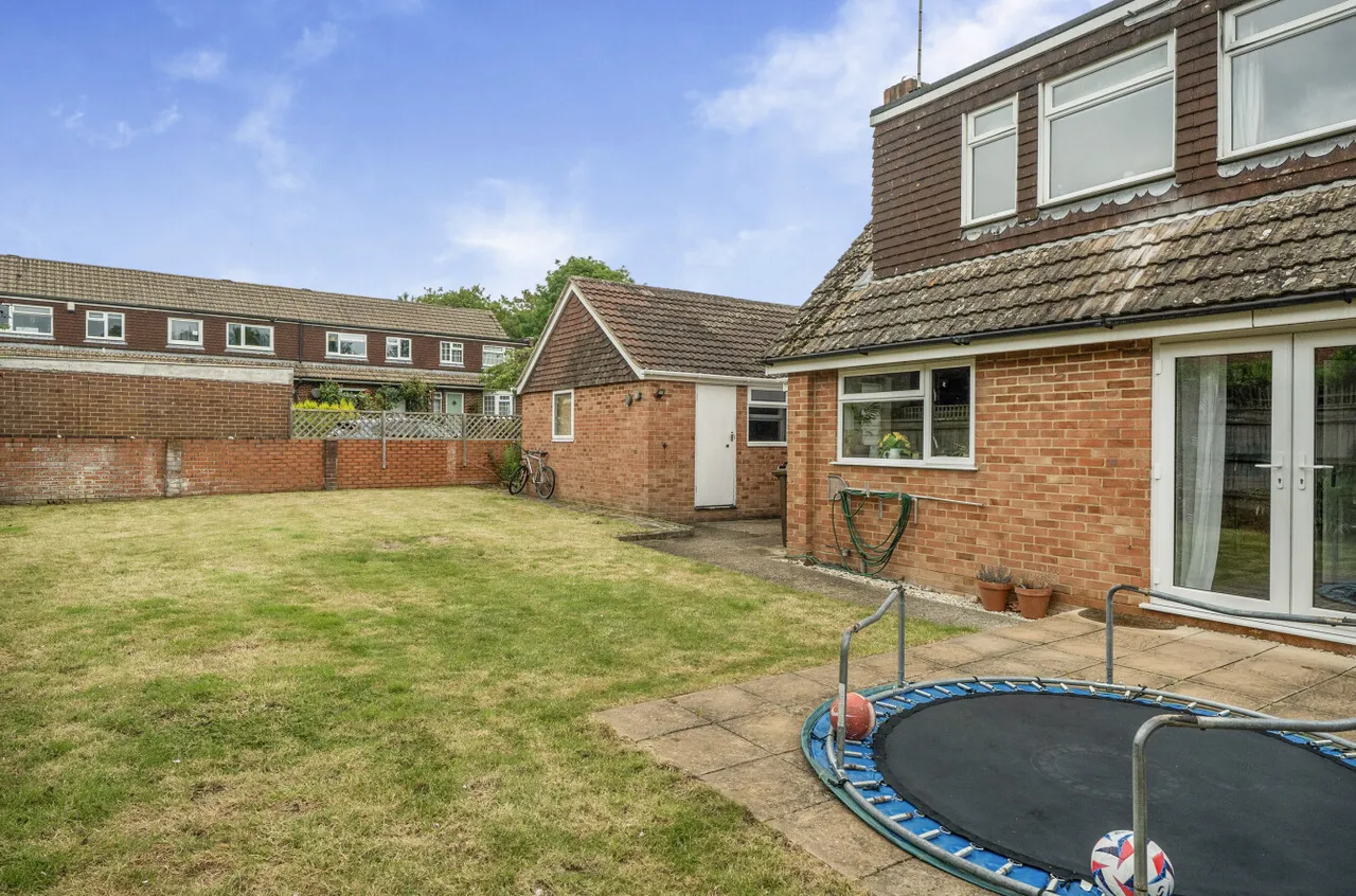 Bramshill Close, Arborfield, Reading, Berkshire, RG2 9NF, photo 24