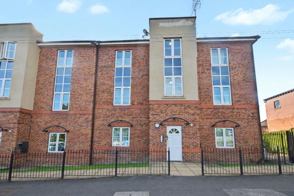 Stanningley Road, Armley, LS12, photo 11