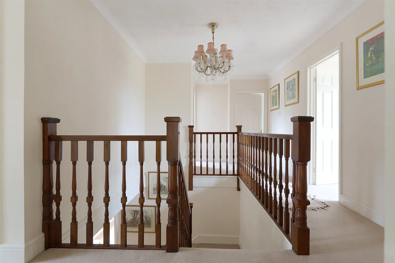 Home Farm Close, Betchworth, RH3, photo 21