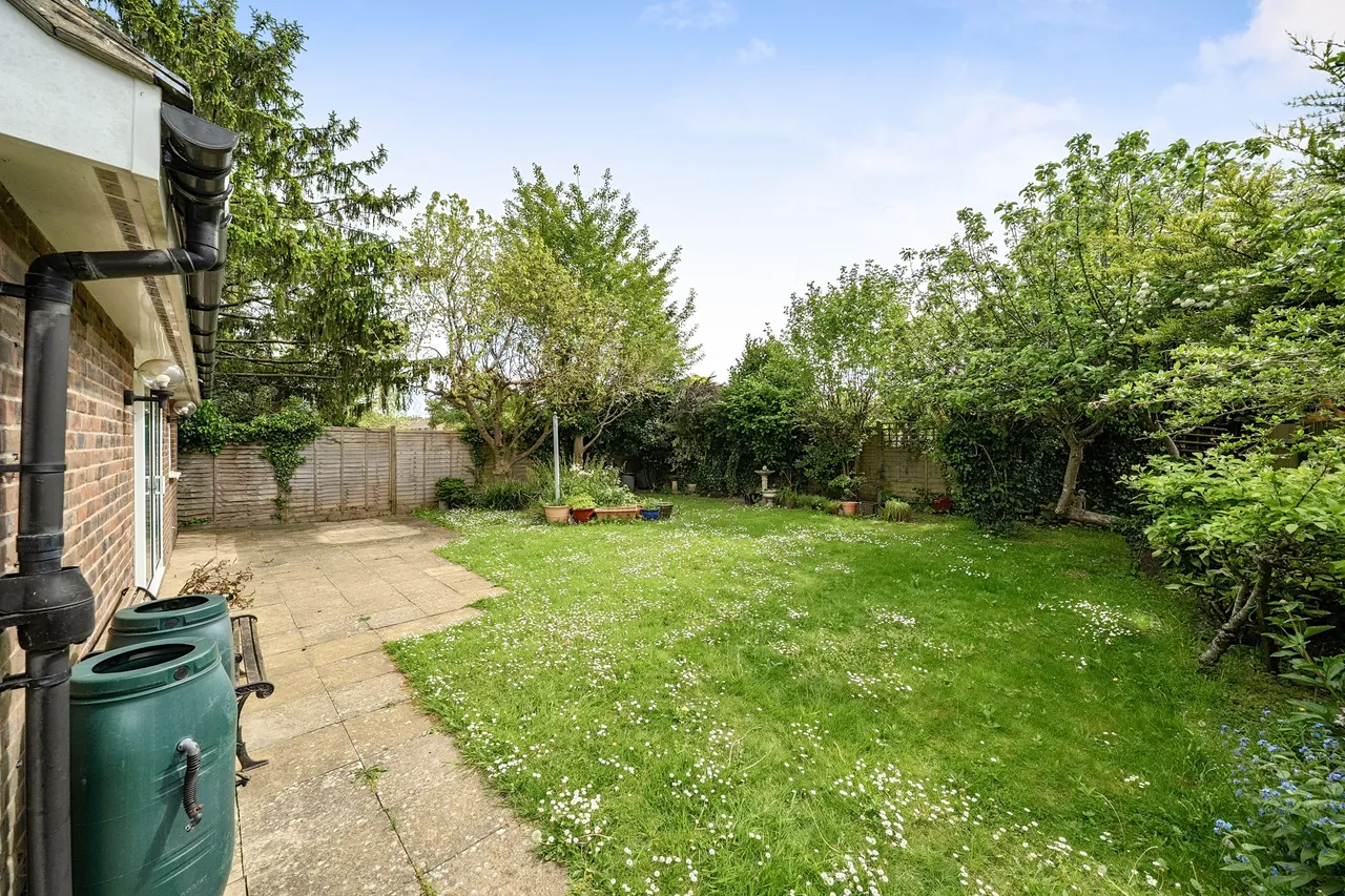 Browns Lane, Storrington, RH20, photo 19