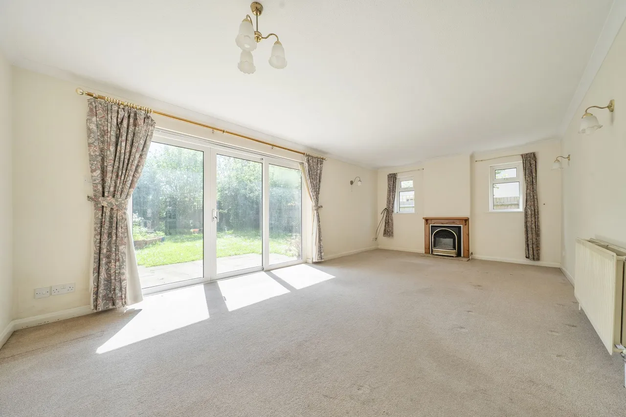 Browns Lane, Storrington, RH20, photo 5