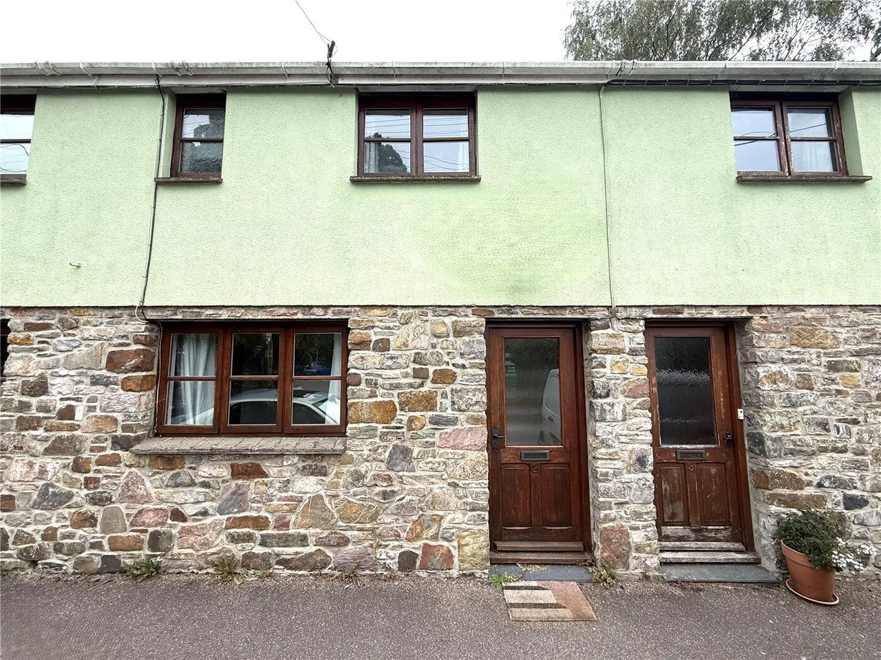 2 bed house to rent, Station Road, Bampton, EX16