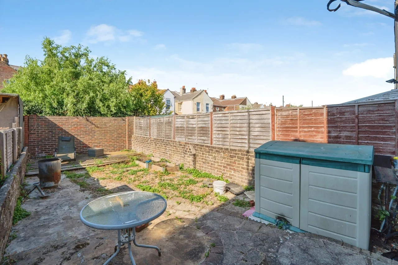 Portchester Road, Portsmouth, PO2, photo 14