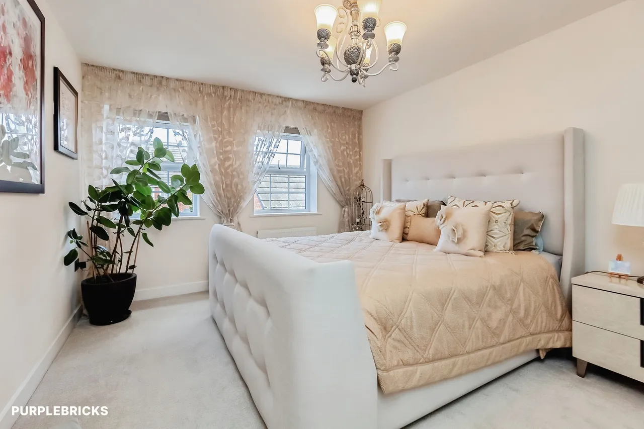 5 bed house for sale, Kirby Street, Barton Seagrave, NN15