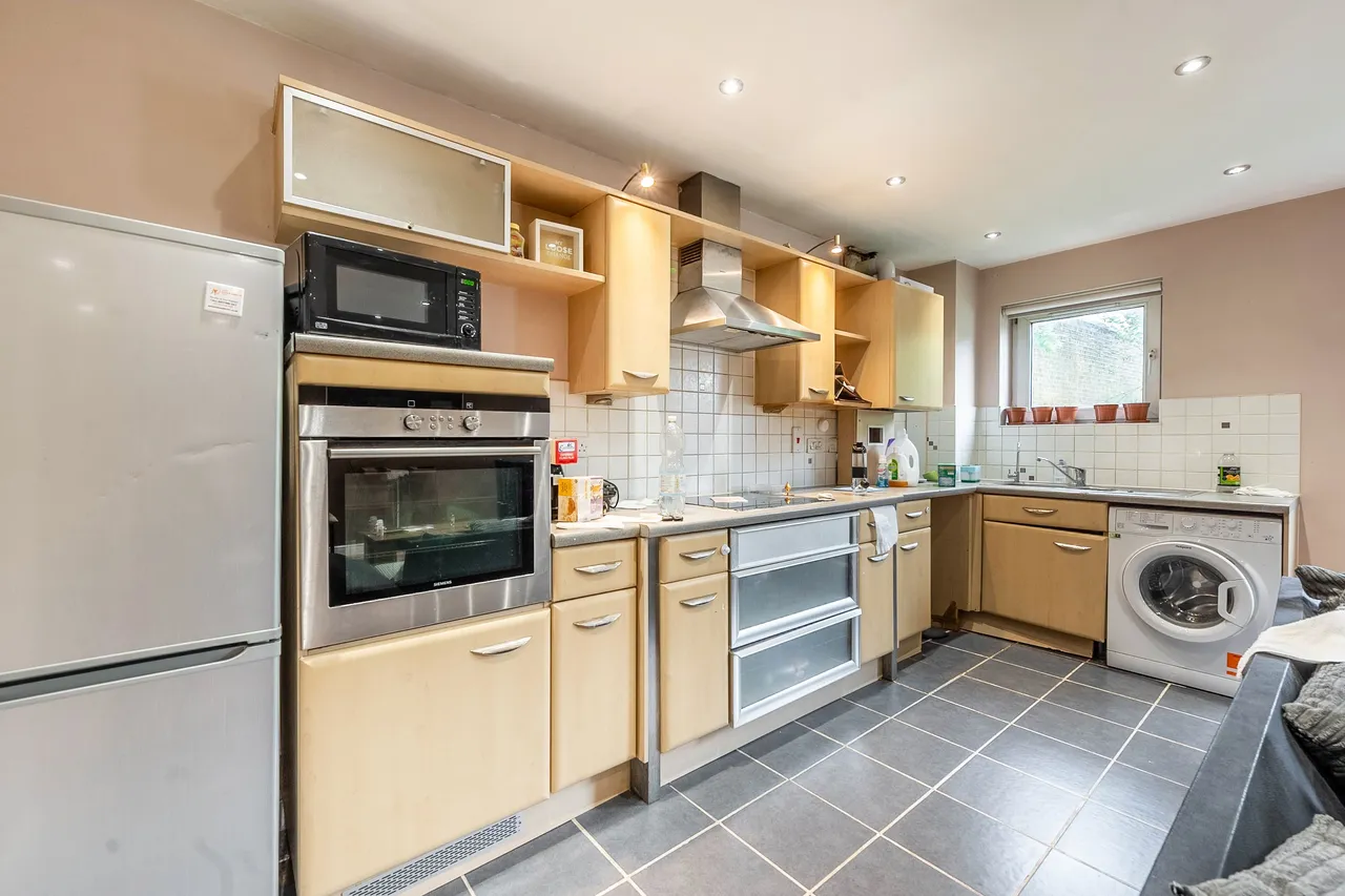 3 Azure Apartments, 463 High Road, Harrow, photo 6