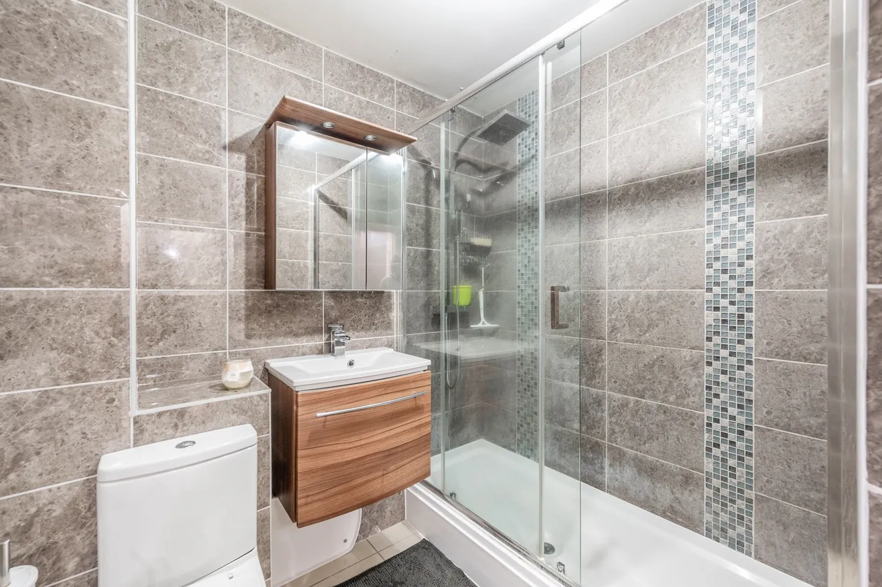 3 Azure Apartments, 463 High Road, Harrow, photo 7