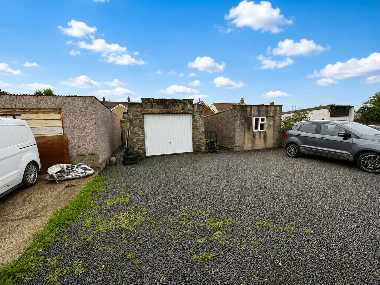 College Street, Ammanford, SA18, photo 11