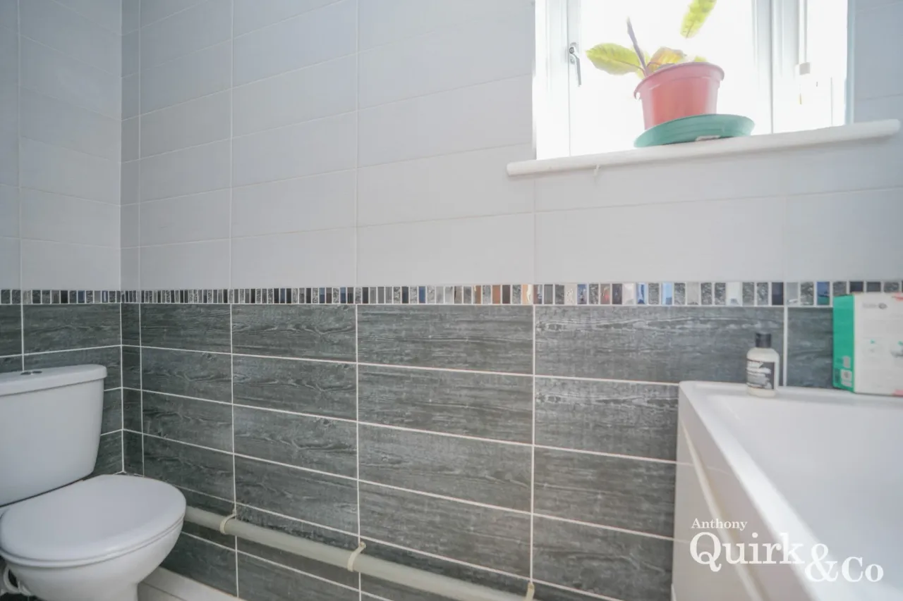 Lottem Road, Canvey Island, SS8, photo 7