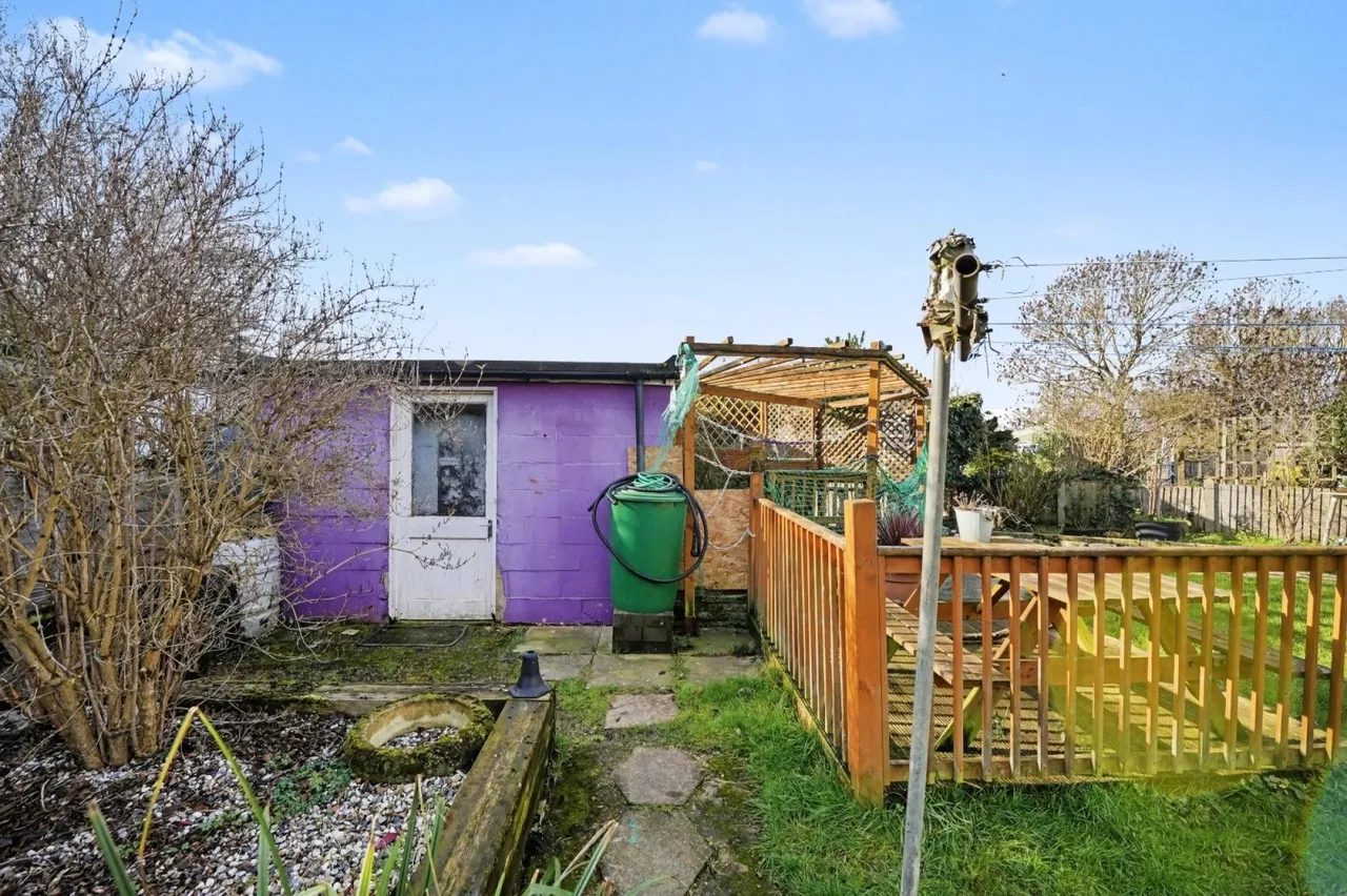 Paternoster Close, Waltham Abbey, photo 21