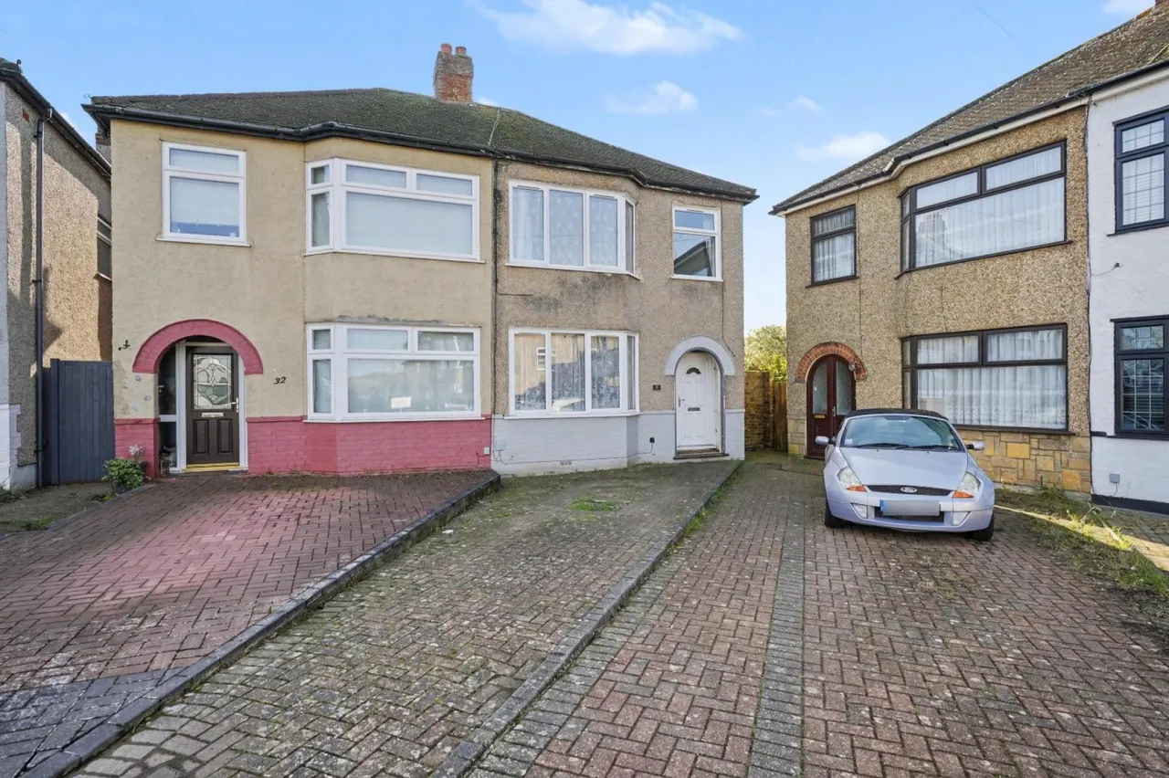 3 bed house for sale, Paternoster Close, Waltham Abbey