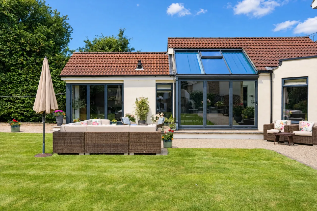 The Drive, Adel, LS16, photo 28