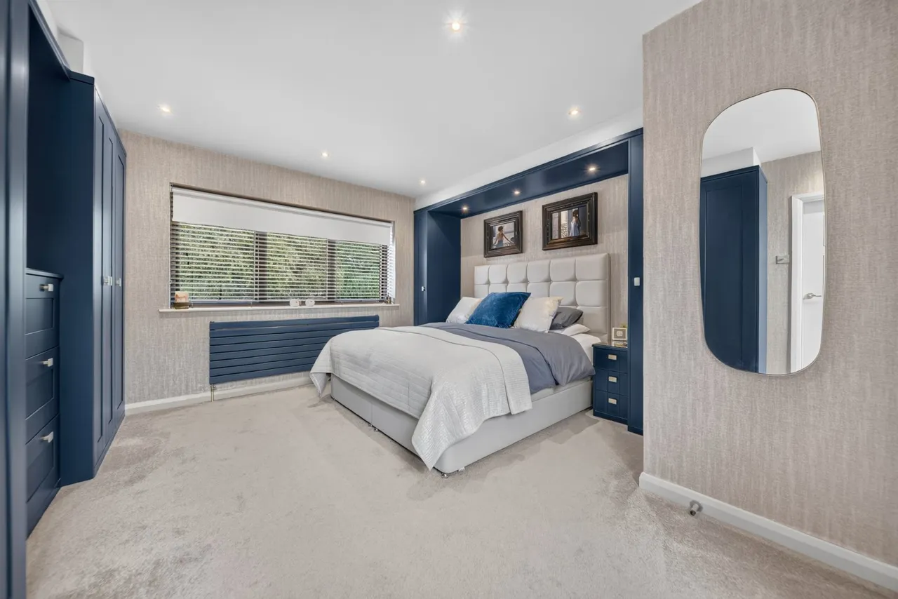 The Drive, Adel, LS16, photo 16
