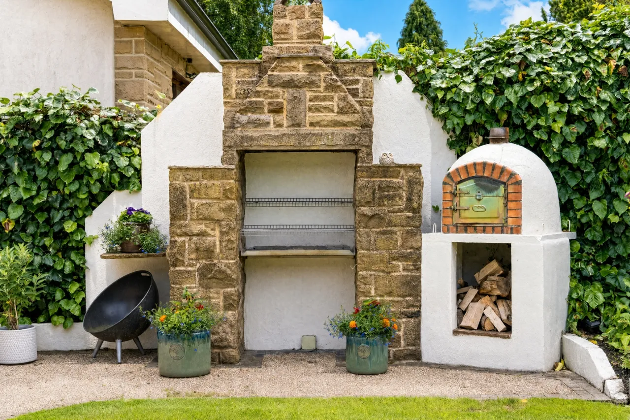 The Drive, Adel, LS16, photo 30