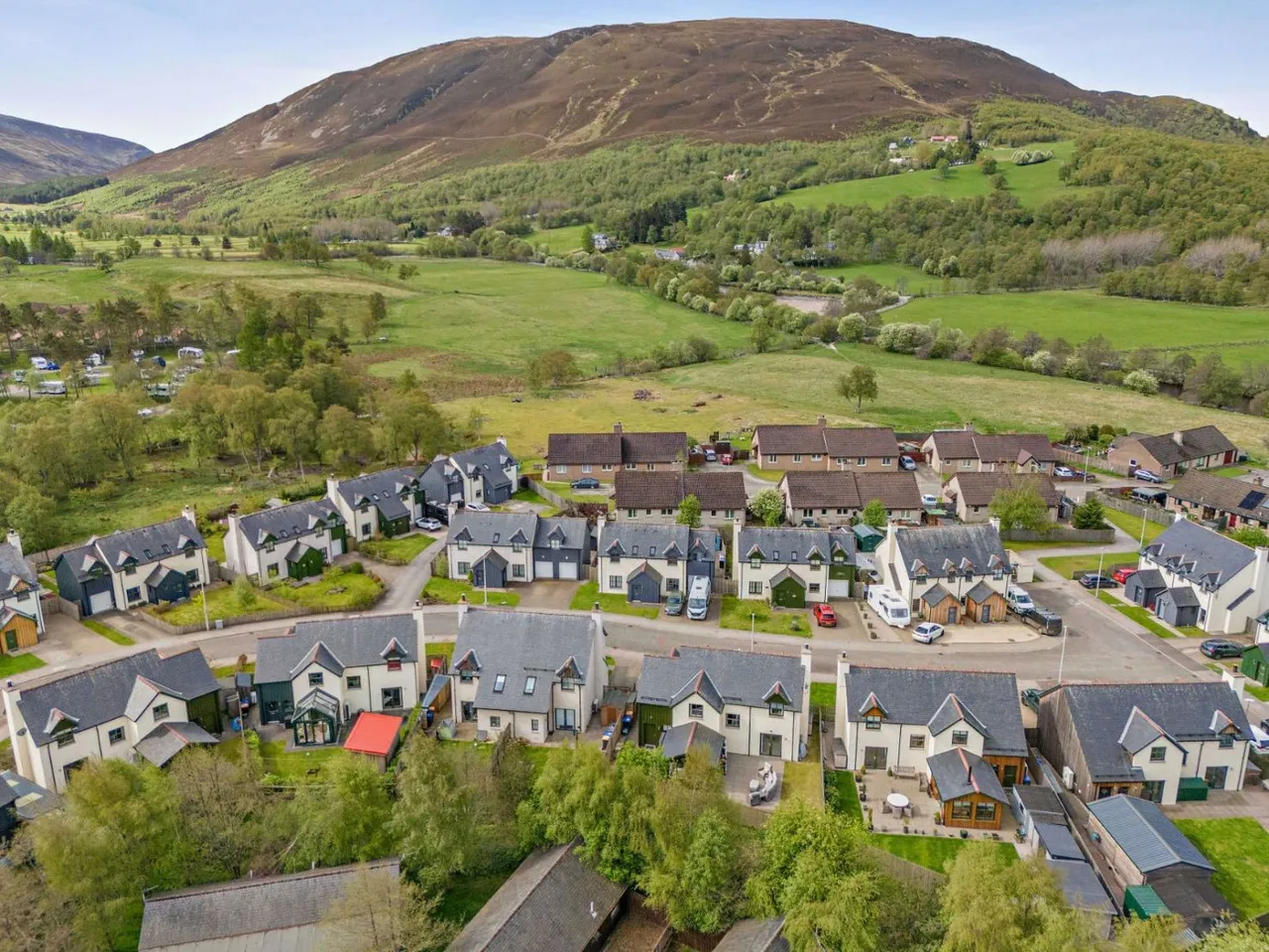 Canmore Road, Braemar, Ballater, Aberdeenshire, AB35 5XG, photo 7
