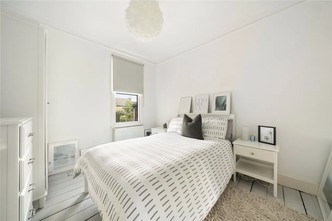 Connaught Road, Teddington, TW11 0PX, photo 6