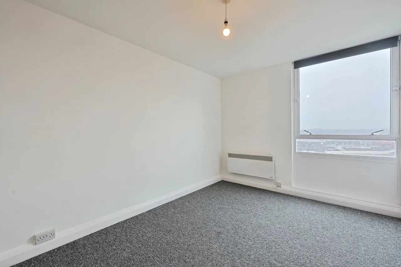 Bramlands Close, London, SW11, photo 11