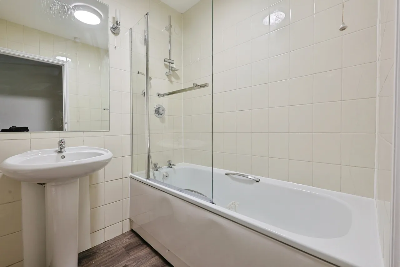 Bramlands Close, London, SW11, photo 5