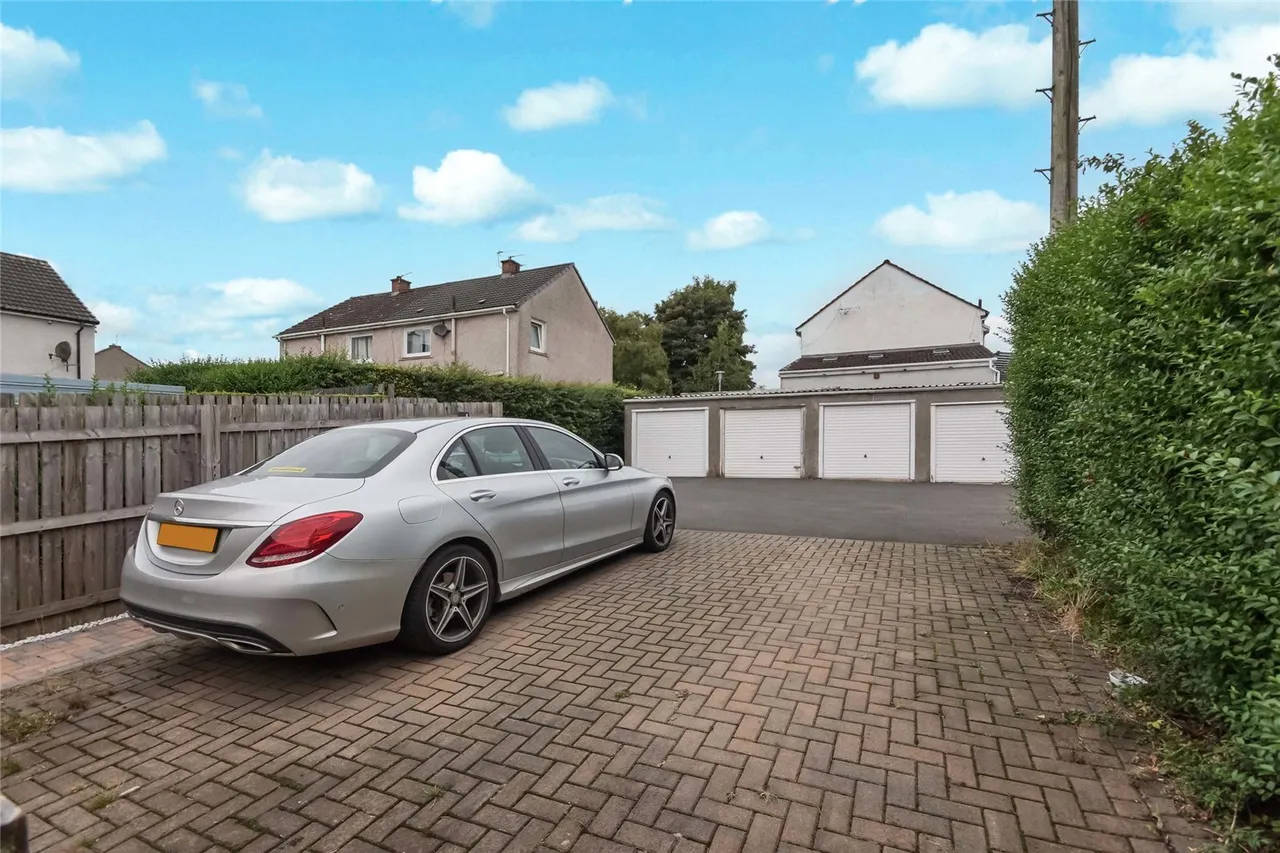 Calgary Place, Westwood, East Kilbride, South Lanarkshire, G75, photo 18