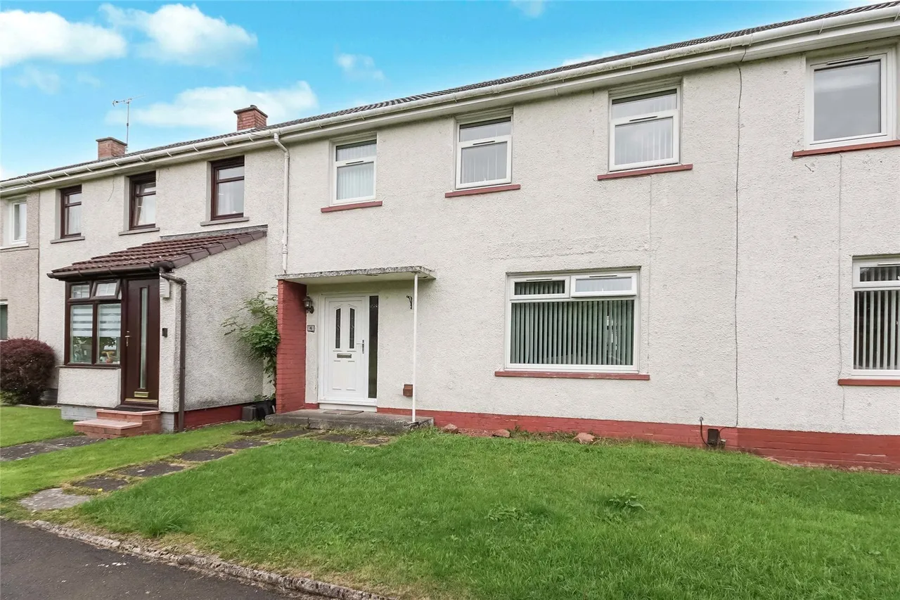 3 bed house for sale — Calgary Place, Westwood, East Kilbride, South Lanarkshire, G75