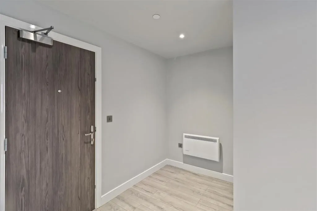 Steel House, Slough, SL2, photo 8