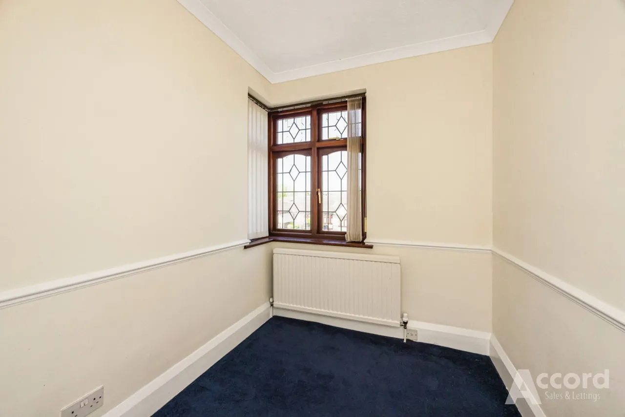 Pettits Lane North, Romford, RM1, photo 43