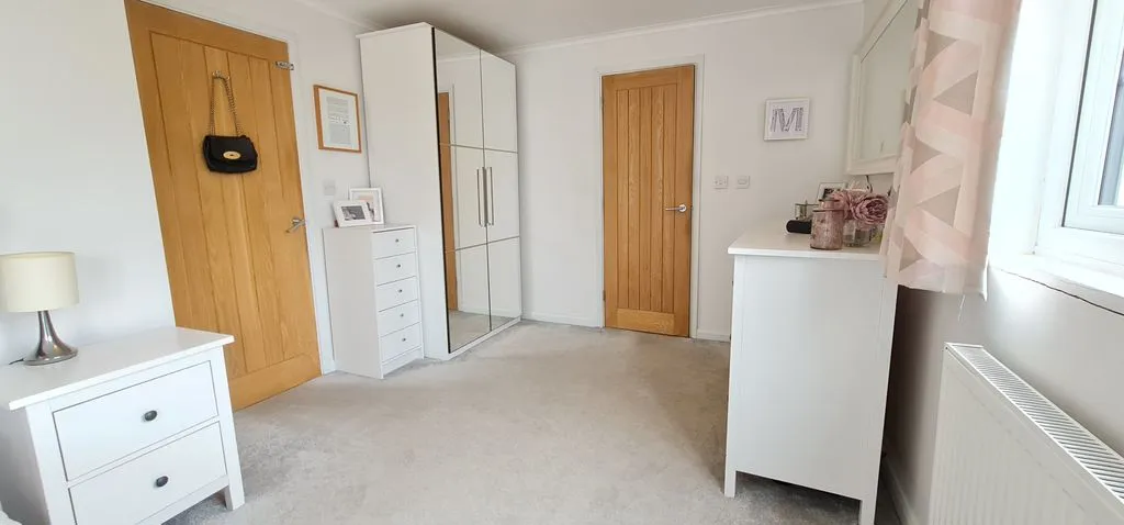 London Hill, Rayleigh, Essex, SS6 7HW, photo 24