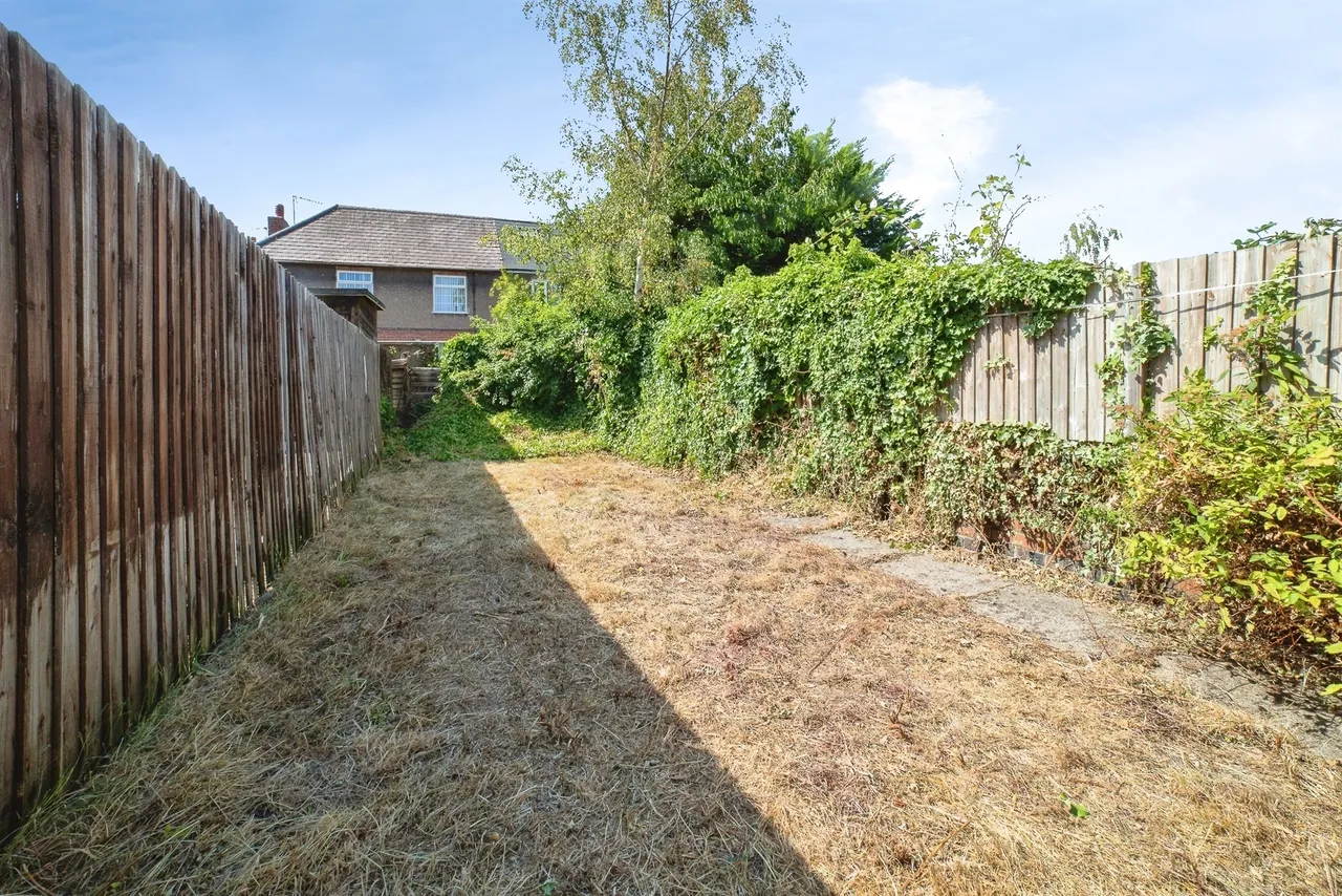 Prospect Street, Alfreton, DE55, photo 13