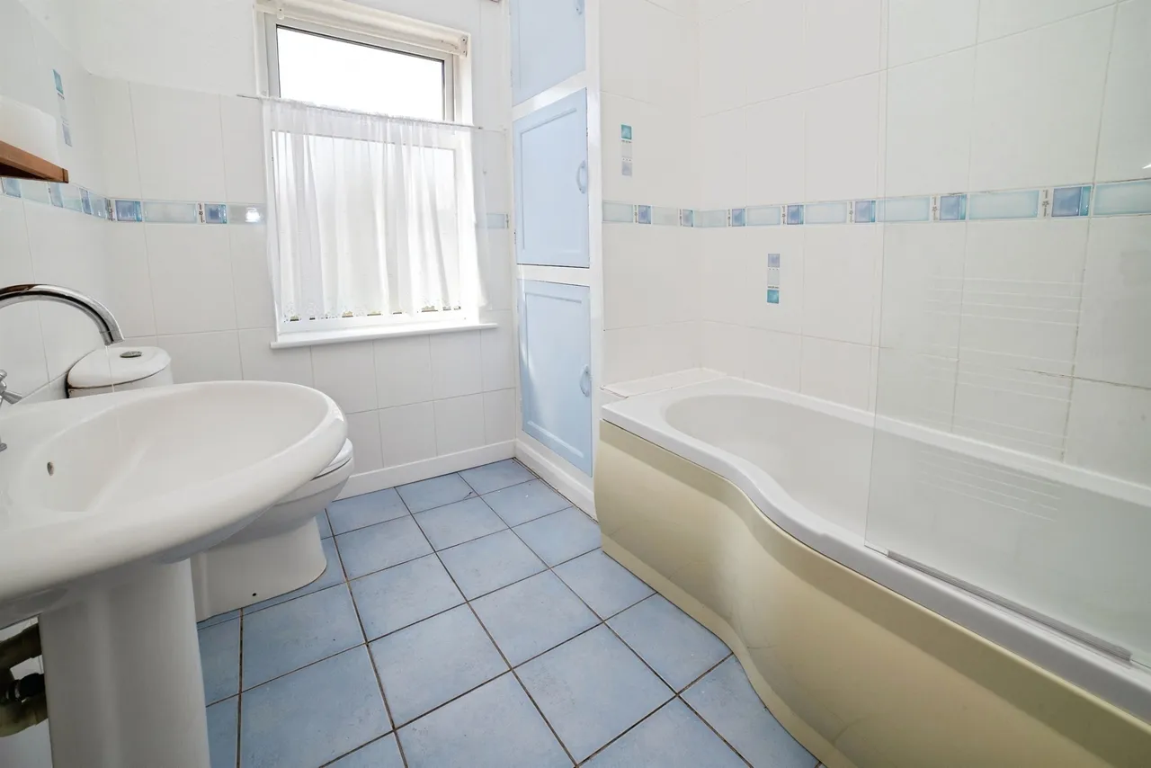 Prospect Street, Alfreton, DE55, photo 7