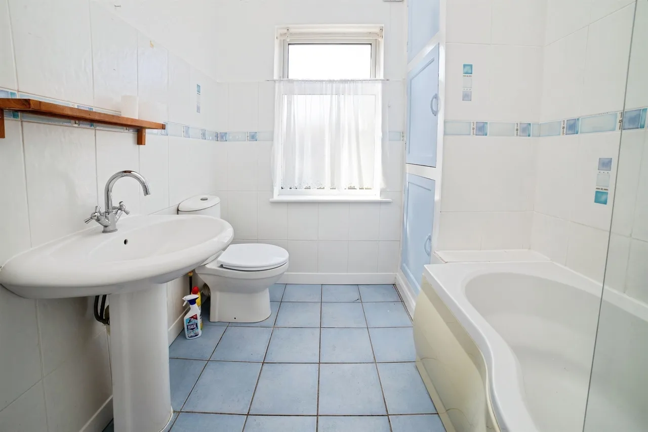 Prospect Street, Alfreton, DE55, photo 8