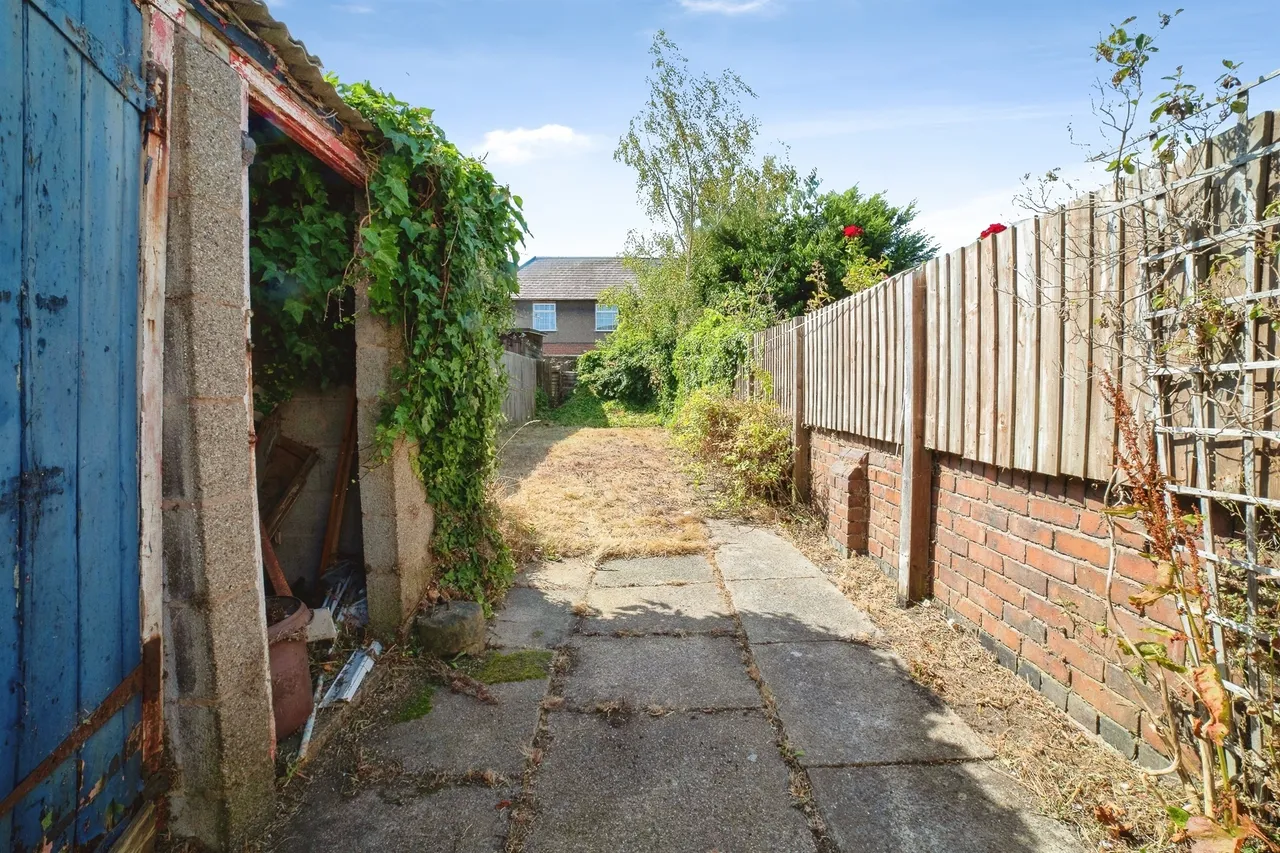 Prospect Street, Alfreton, DE55, photo 12