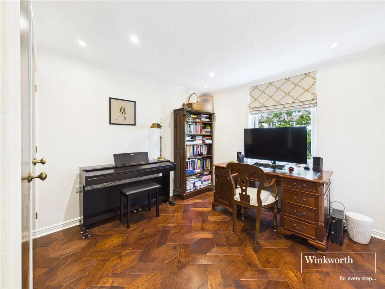 Finchley Lane, London, NW4, photo 6
