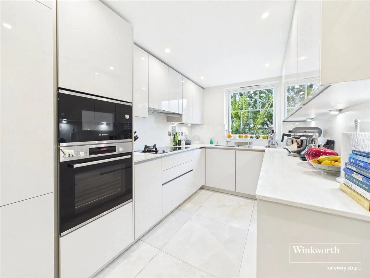 Finchley Lane, London, NW4, photo 13