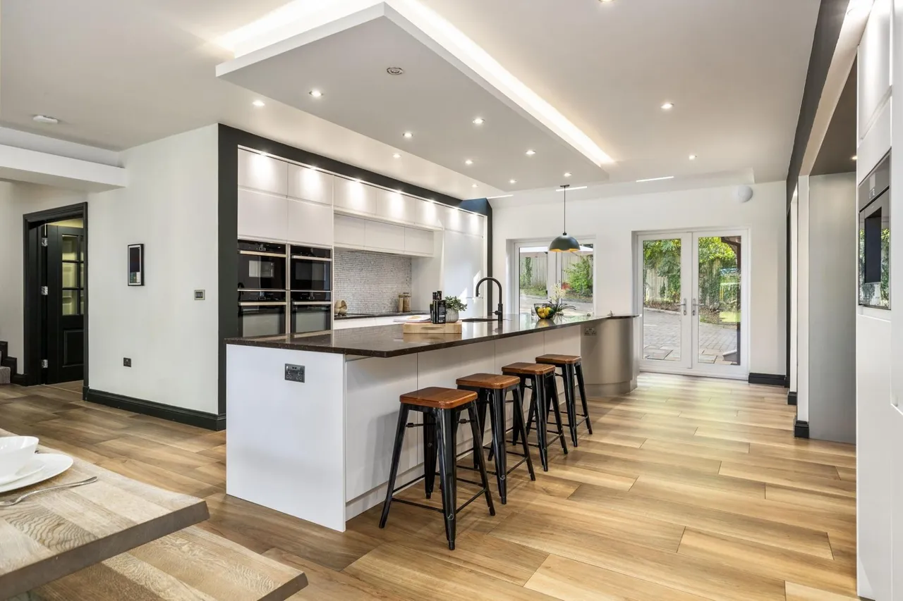 Llandennis Avenue, Cardiff, CF23, photo 5
